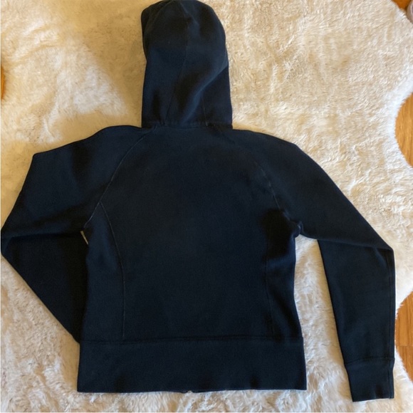 Lululemon black Scuba hoodie for woman size 8. Near mint like new shape lined - Picture 5 of 10